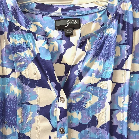 J.T.B., NWOT, Large, Women's Floral Sequined Top - Picture 6 of 8